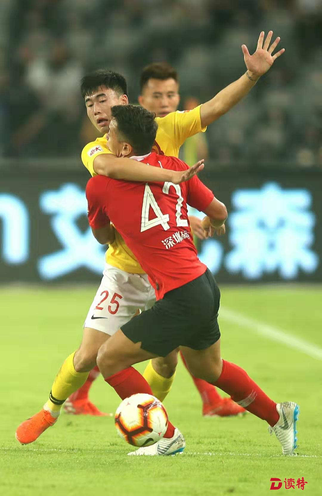 九游娱乐网站-深圳佳兆业全队士气暴涨，雄心勃勃要赢下一场比赛